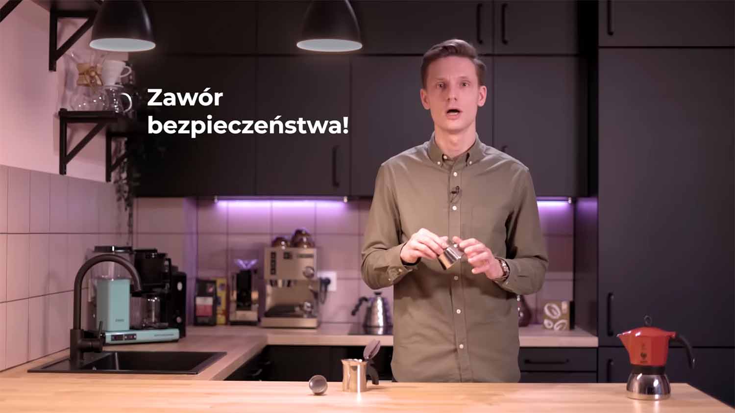 Wideo edukacyjne dla e-commerce - coffeedesk